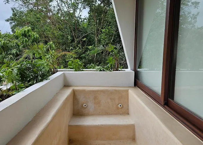 Luxe Jacuzzi Tulum